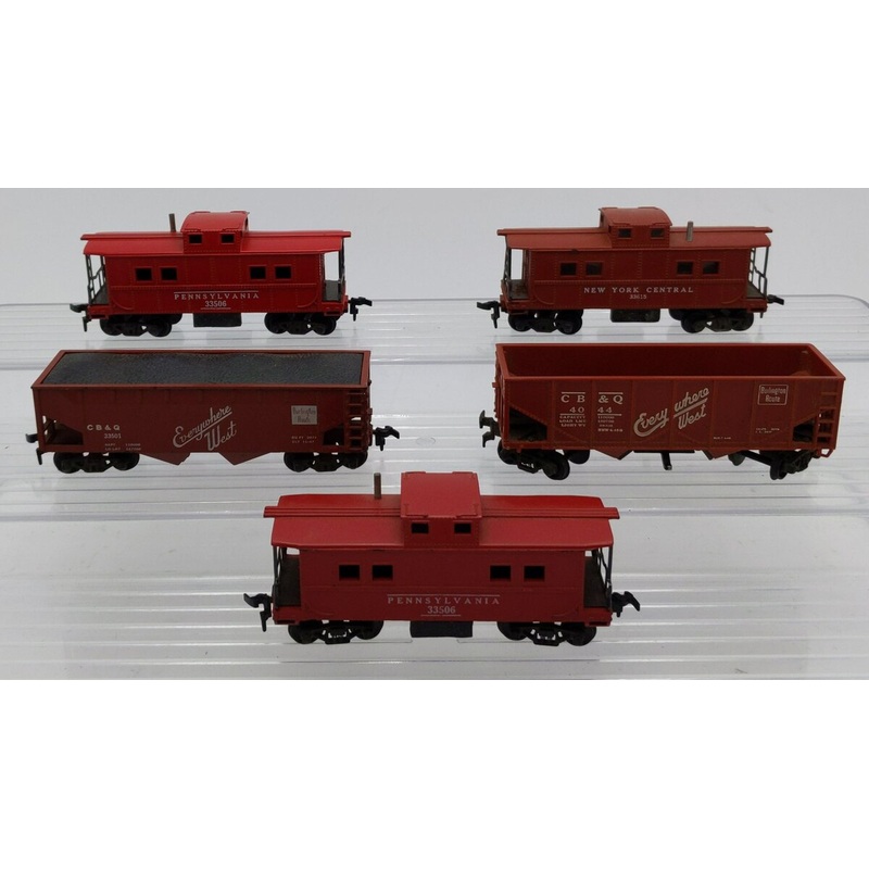American Flyer & Other Assorted HO Scale Freight Cars [5] VG