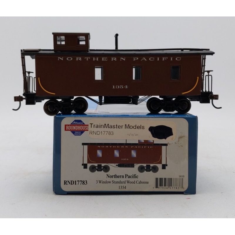 Athearn RND17783 HO Scale Northern Pacific 3 Window Standard Wood Caboose #1354 LN/Box