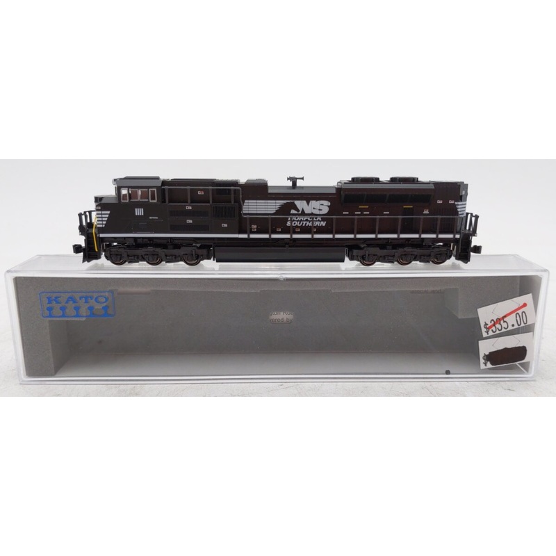 Kato 176-8515-LS N Norfolk Southern SD70ACe Diesel Locomotive LokSound/DCC #1111 LN/Box