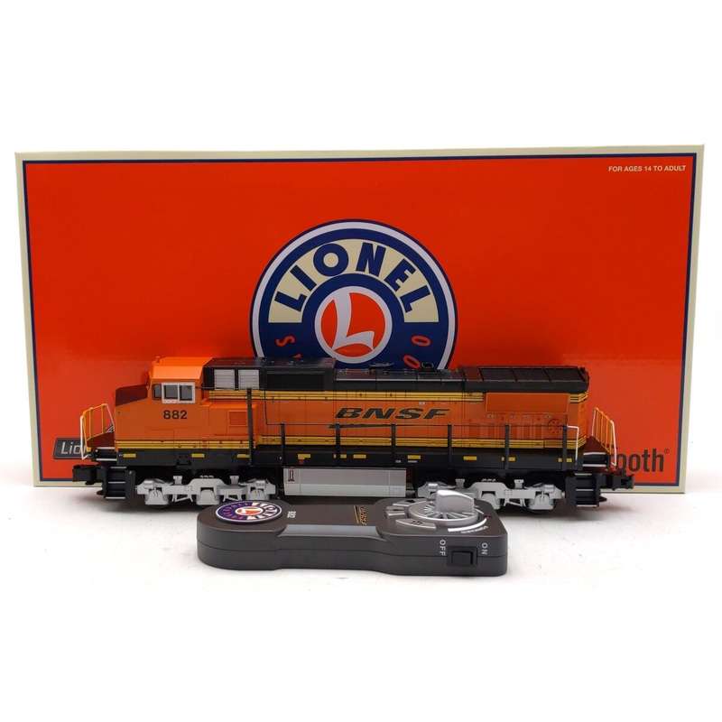 Lionel 2234180 O BNSF Dash 8 LionChief Diesel Locomotive #882 EX/Box