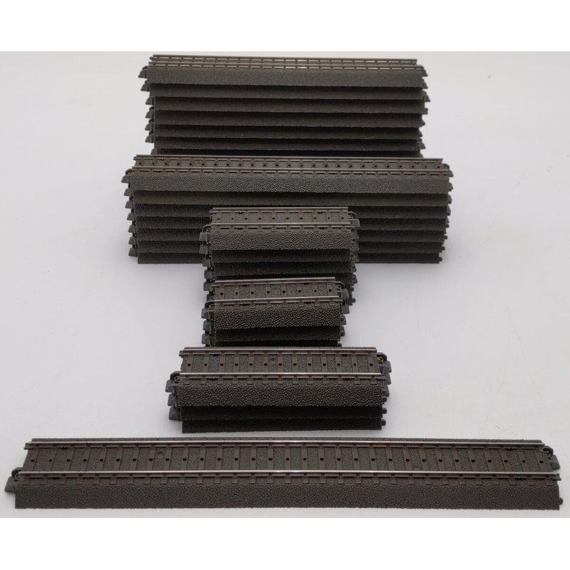 Marklin HO Assorted Straight Track Sections [33] EX