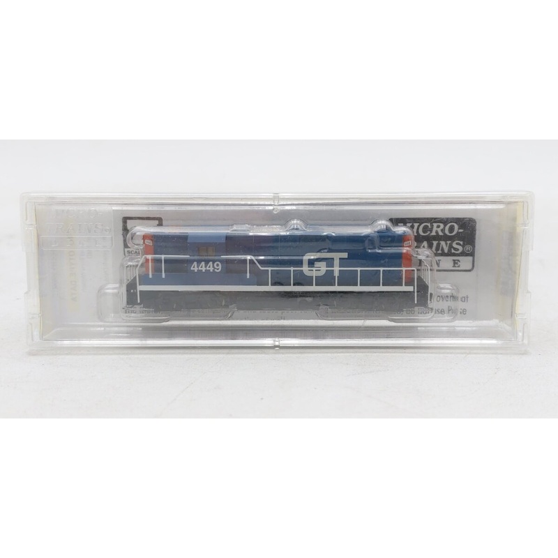 Micro-Trains 98201140 Z GTW EMD GP9 Powered Diesel Locomotive #4449 LN/Box