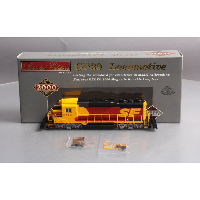 Proto 2000 920-31888 HO Scale SPSF Phase 2 Diesel Locomotive #2772 NIB
