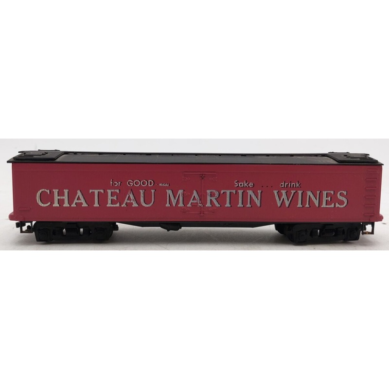Roundhouse HO Scale ‘Chateau Martin Wines’ Reefer Box Car Kit- assembled VG