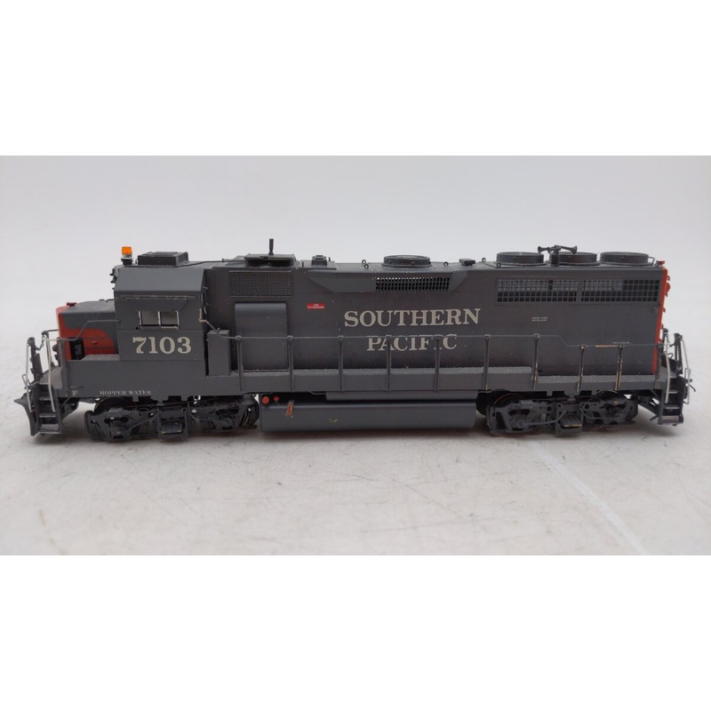 Ajin HO Custom Southern Pacific Diesel locomotive #7103 EX