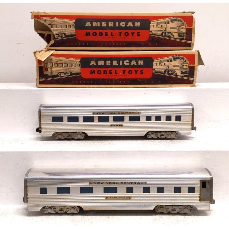 AMT Vintage O Scale NYC Passenger Cars [2] VG