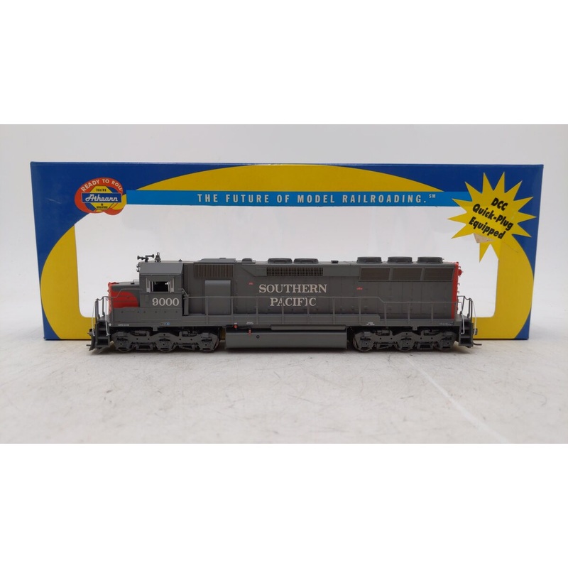 Athearn 95414 HO Southern Pacific SD45 Diesel Locomotive #9000 EX/Box