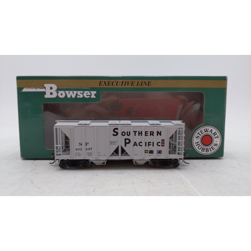 Bowser 40315 HO Scale Southern Pacific 70 Ton Covered Hopper Car #402477 EX/Box