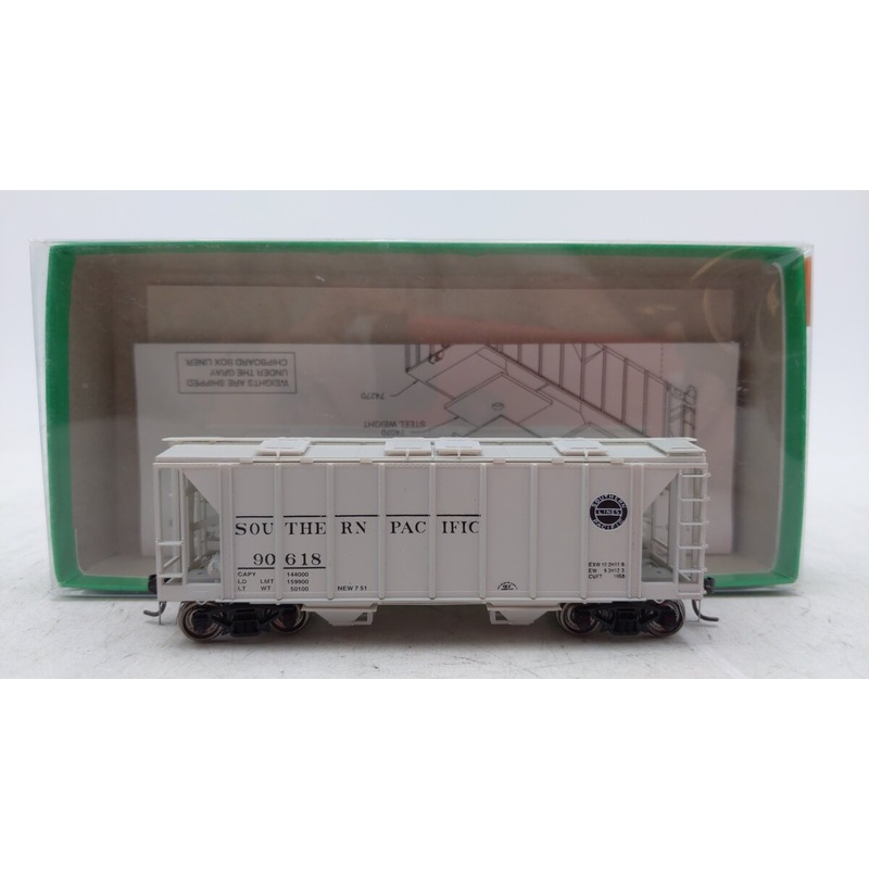 Bowser 56109 70T 2 Bay Covered Hopper Kit #90618 EX/Box