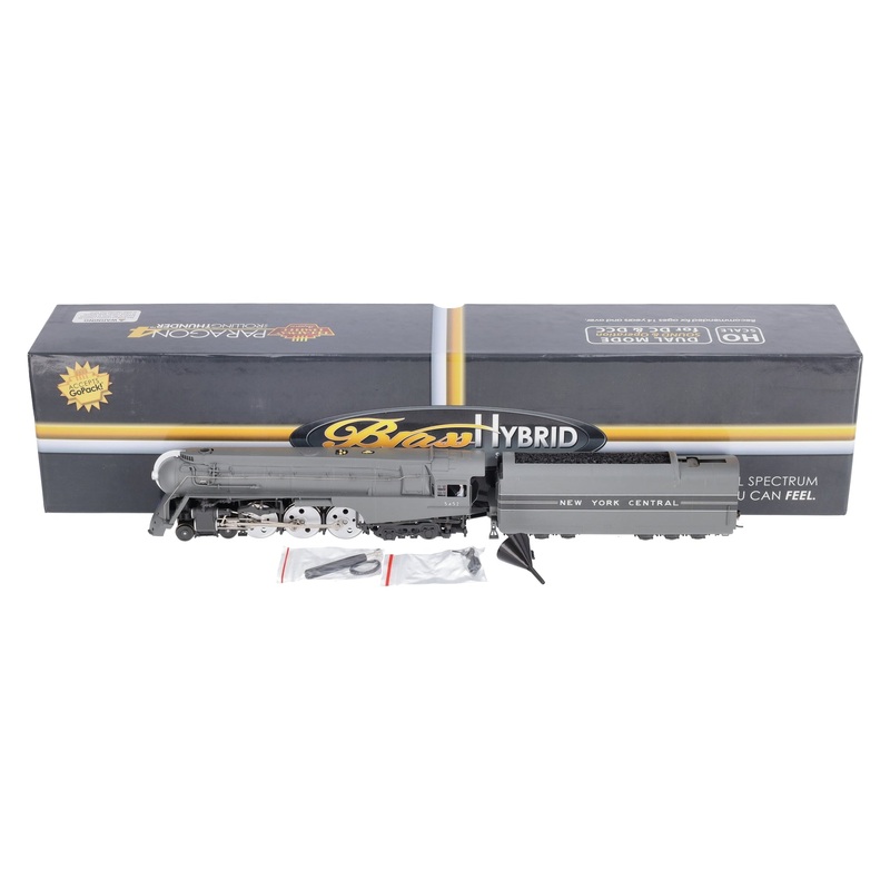 Broadway Limited 6823 HO NYC 20th Cen.Ltd Dreyfuss Hudson Steam Locomotive #5452 LN/Box