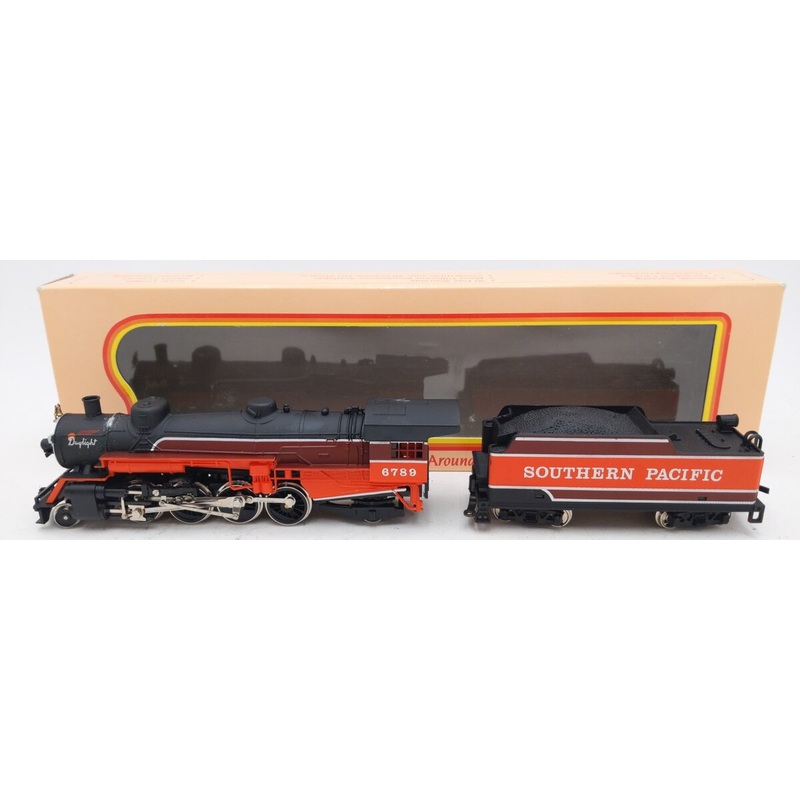 IHC M9452 HO Gauge Mikado Daylight 2-8-2 SP Steam Locomotive #6789 EX/Box