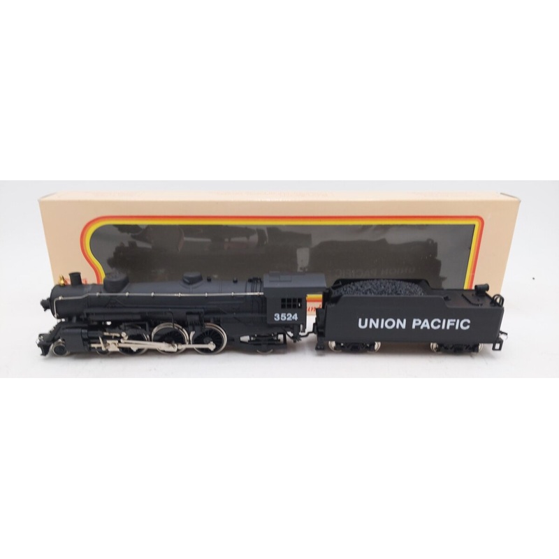IHC M9928 HO Union Pacific 4-6-2 Steam Locomotive #352 NIB