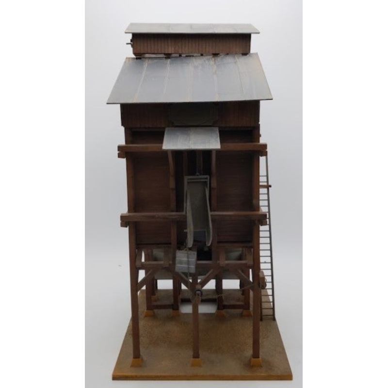 Pola 938 G Scale Coaling Tower – Assembled VG