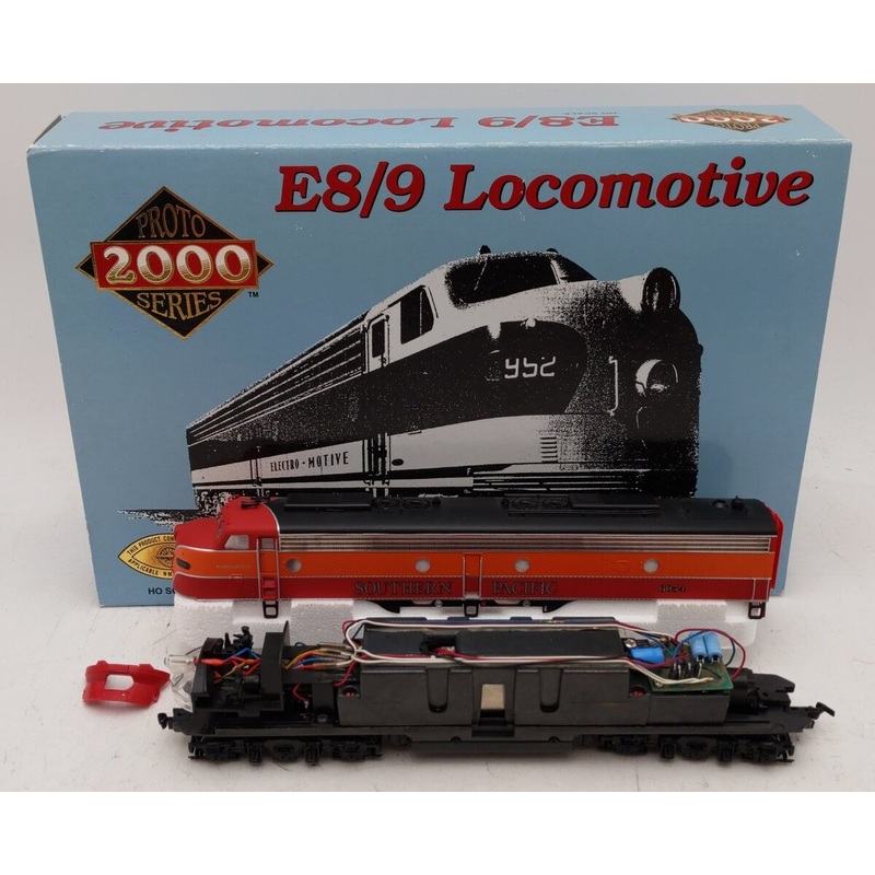Proto 2000 8048 HO Scale Southern Pacific EMD E8/9 Diesel Locomotive #6054 NIB