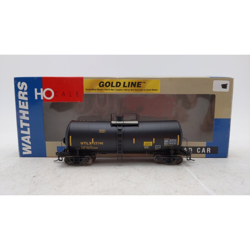 Walthers 932-41354 HO Scale UTLX 16,000 Gallon Funnel Flow Tank Car #25746 EX/Box
