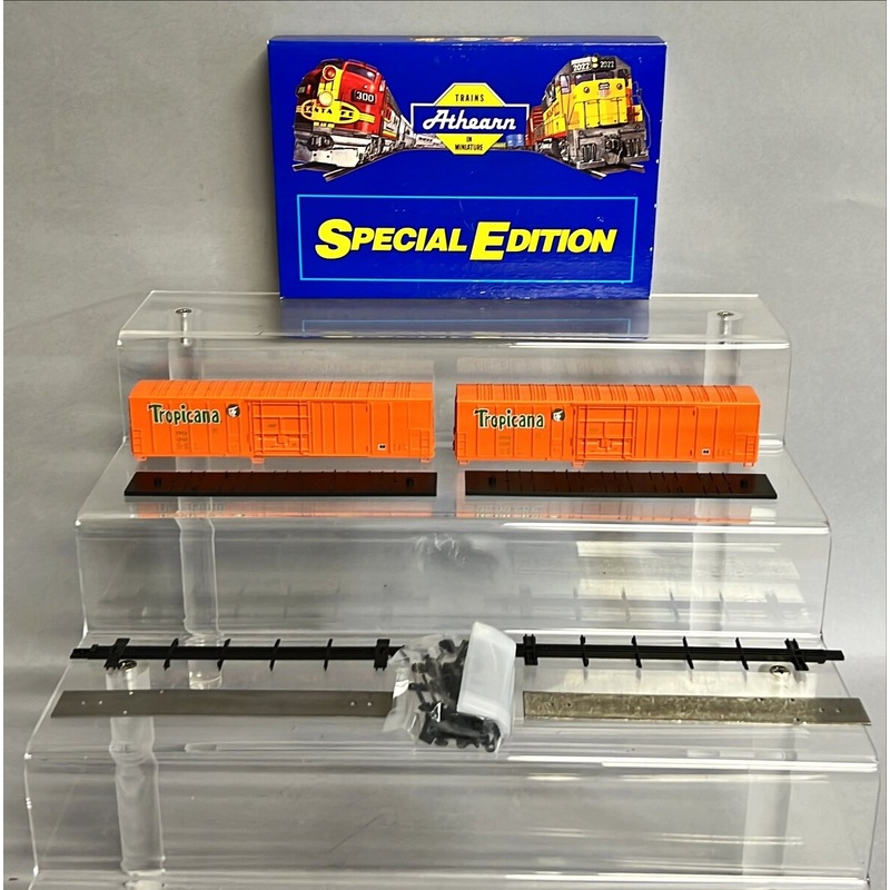 Athearn 2319 HO Tropicana Reefer Car Kit #1229 & 1242 (Set of 2) MT/Box