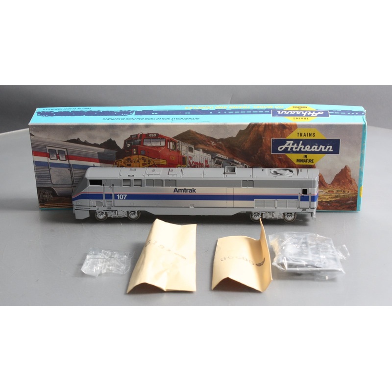 Athearn 3653 HO Amtrak N.E. Corridor Powered Diesel Locomotive #107 LN/Box