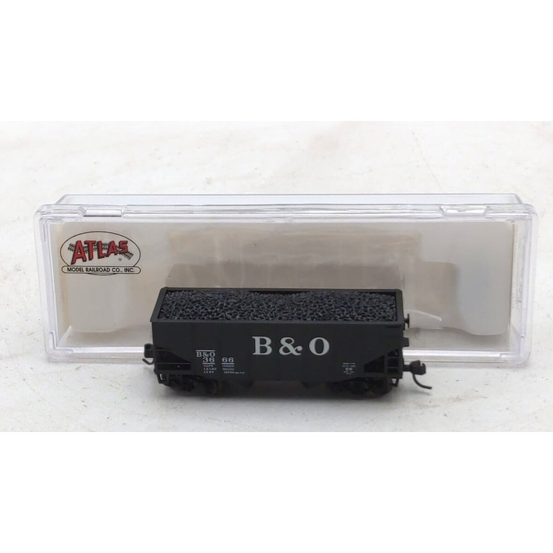 Atlas 41143 N Scale Baltimore & Ohio 55 Ton Fishbelly Hopper #3666 NIB