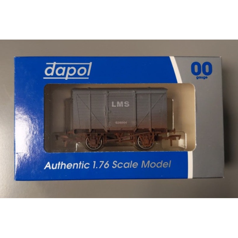 Dapol 4F-011-002 OO Gauge Weathered London Midland & Scottish Vent Van #538864 LN/Box