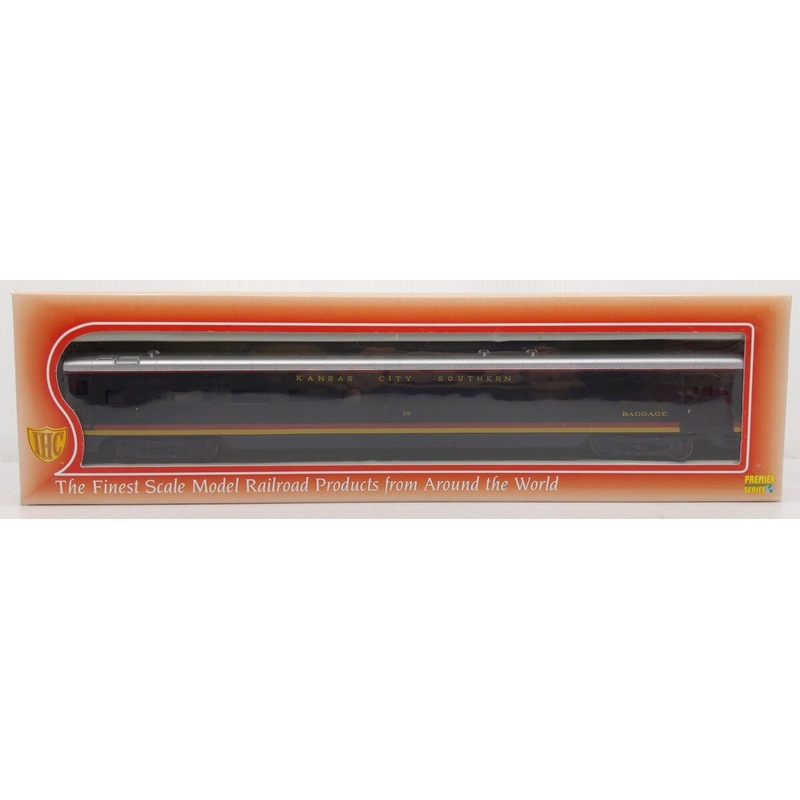 IHC 48125 HO Scale Kansas City Southern Smooth Side RPO Car #67 LN/Box