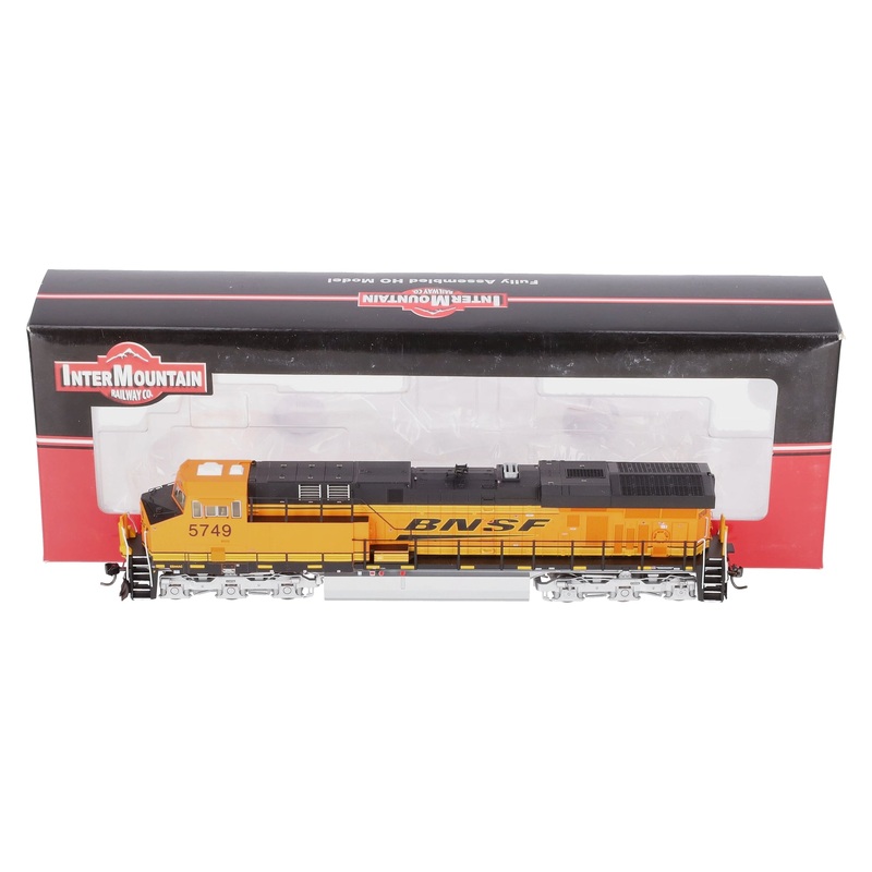 InterMountain 49705S-01 HO Scale BNSF ES44AC Locomotive w/ Sound #5749 NIB