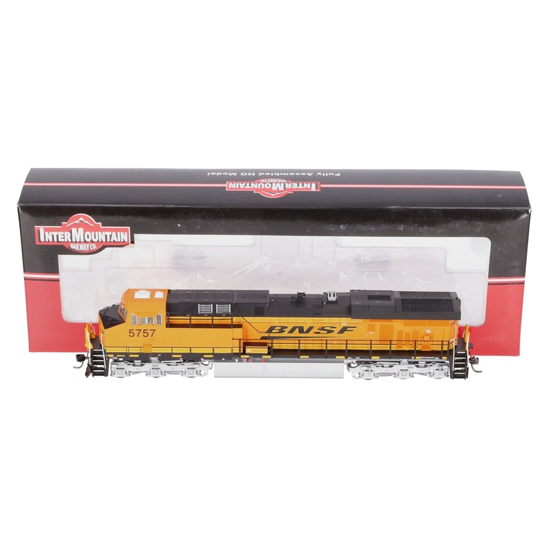 InterMountain 49705S-02 HO Scale BNSF ES44AC Locomotive w/ Sound #5757 NIB