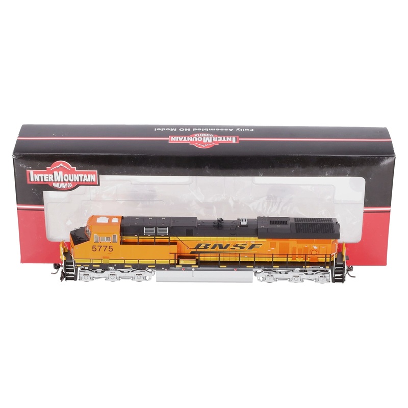 InterMountain 49705S-07 HO Scale BNSF ES44AC Locomotive w/ Sound #5775 NIB