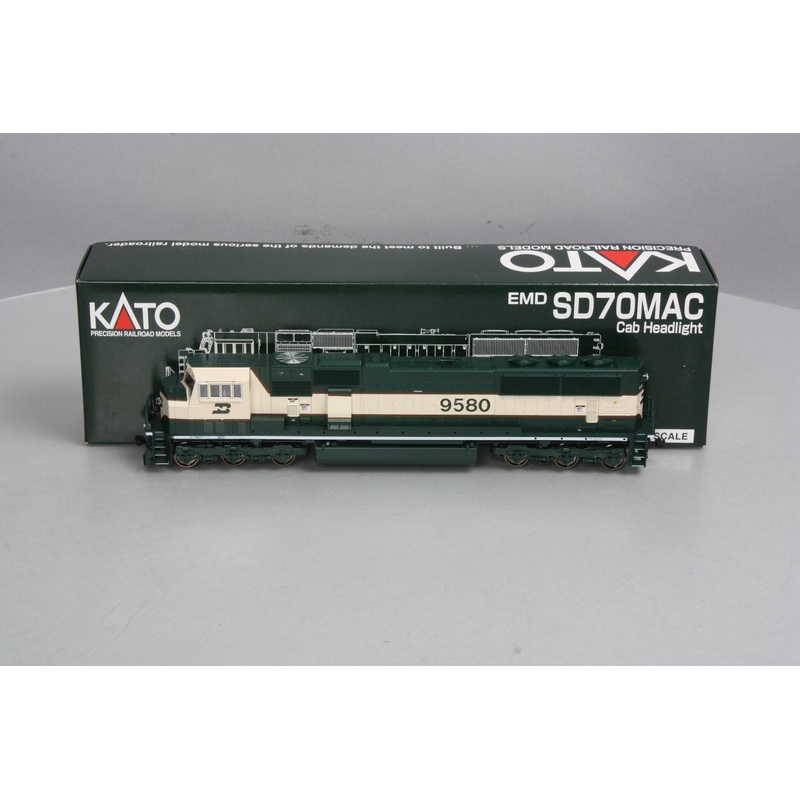 Kato 37-6381 Burlington Northern SD70MAC Diesel Locomotive #9580 NIB