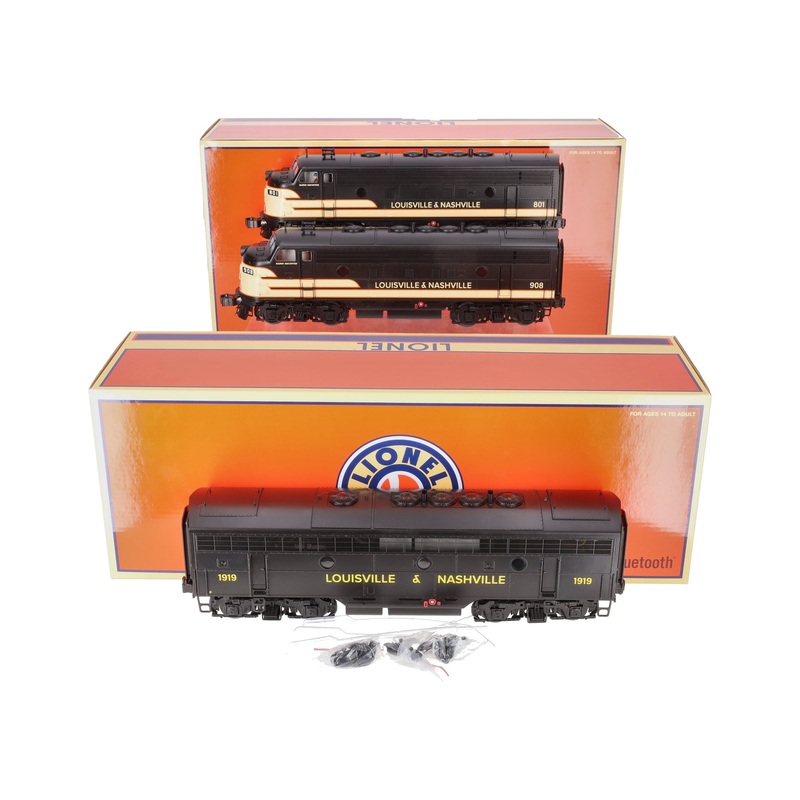 Lionel 2433930 O Louisville & Nashville Legacy F7 ABA Set #801/908/1919 NIB