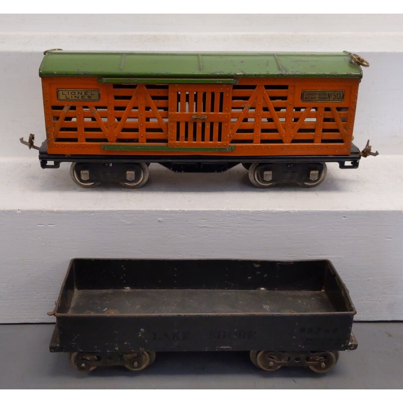 Lionel Vintage Standard Gauge Freight Cars: 112, 513 [2] VG