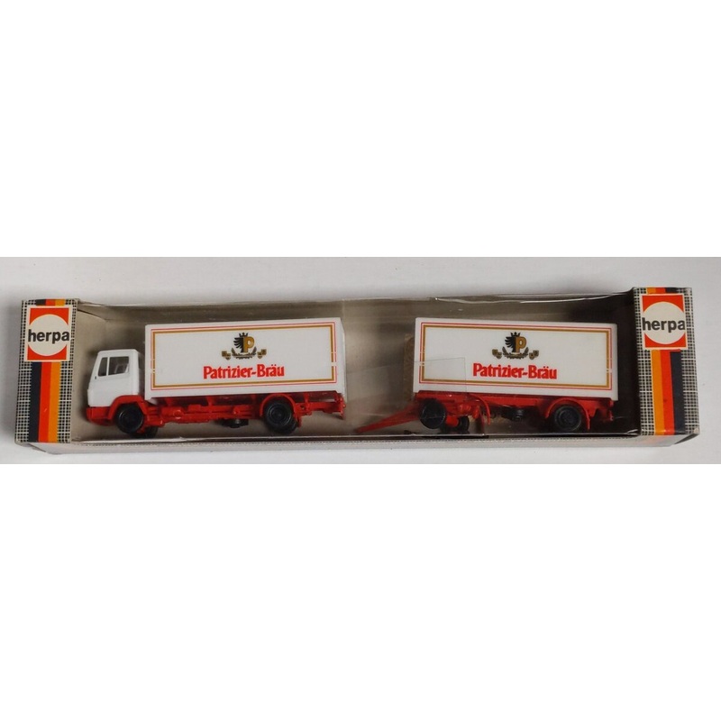 Herpa 828292 HO Scale Patrizier-Brau Double Tractor Trailer Plastic Truck