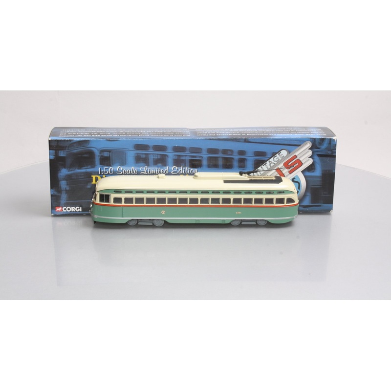 Corgi US55027 1:50 Chicago Surface Lines PCC Streetcar  NIB