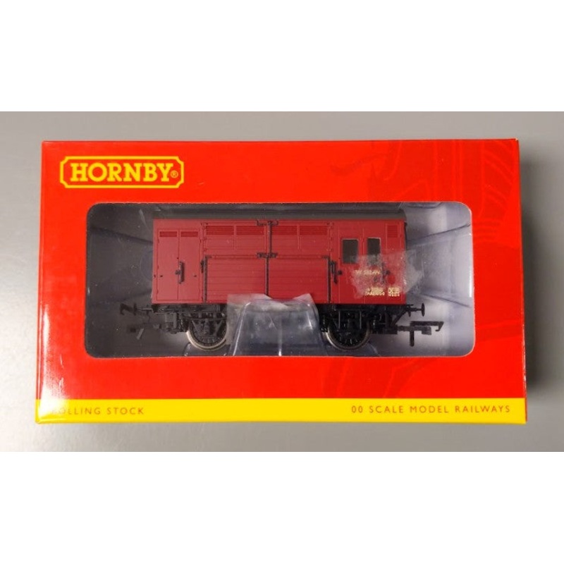 Hornby R6537A OO Gauge British Rail Horse Boxcar #W532 LN/Box