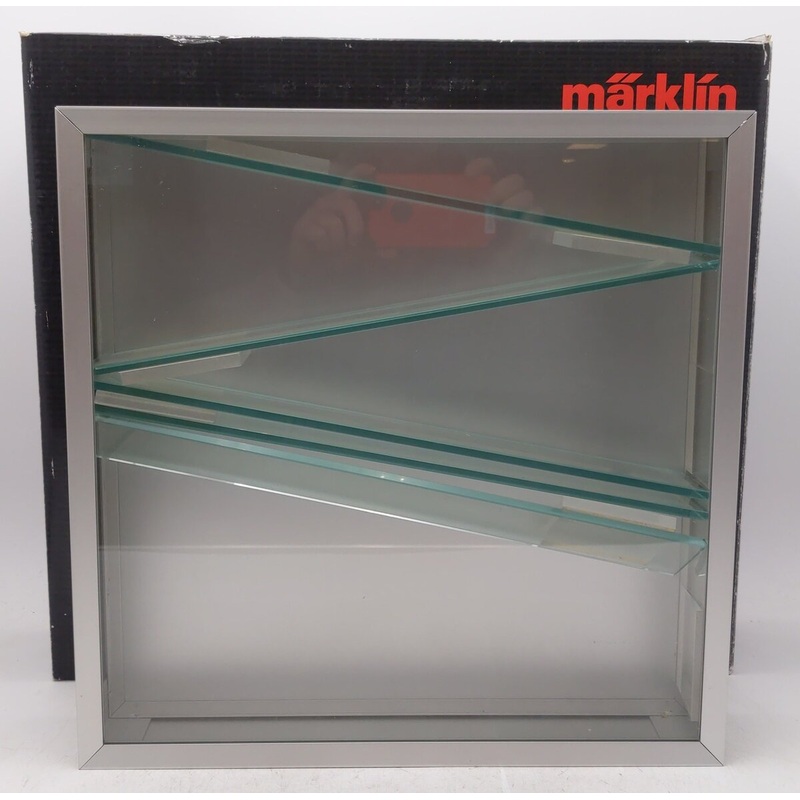 Marklin 89003 Z Scale Metal & Glass Display Case VG/Box