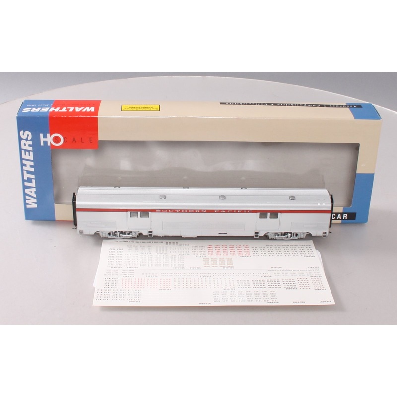 Walthers 932-6413 HO Scale Southern Pacific 73′ Budd Baggage Car NIB
