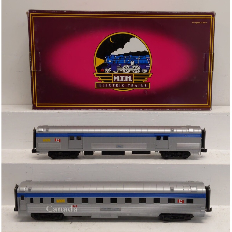 MTH 20-66118 O VIA 70′ Streamlined Baggage/Diner Passenger Set (Set of 2) LN/Box
