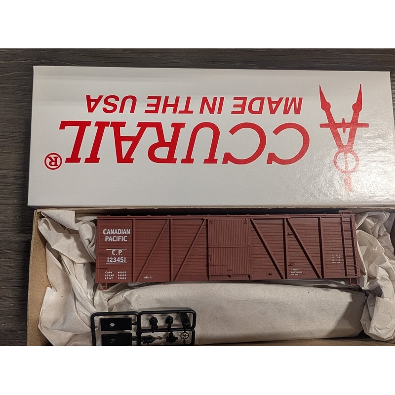 Accurail 7013.1 HO Canadian Pacific 6-Panel 40′ Wood Boxcar #123451 Kit