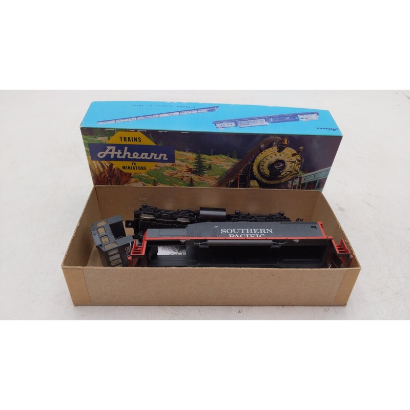 Athearn 3906 HO Southern Pacific SW 1500 Powered Diesel Switcher #2638 VG/Box