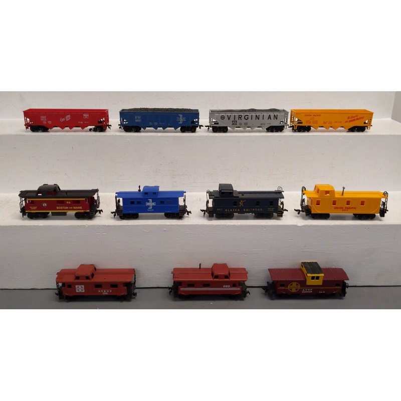 Bachmann, Life-Like, Tyco, & Other HO Scale Freight Cars [11] VG