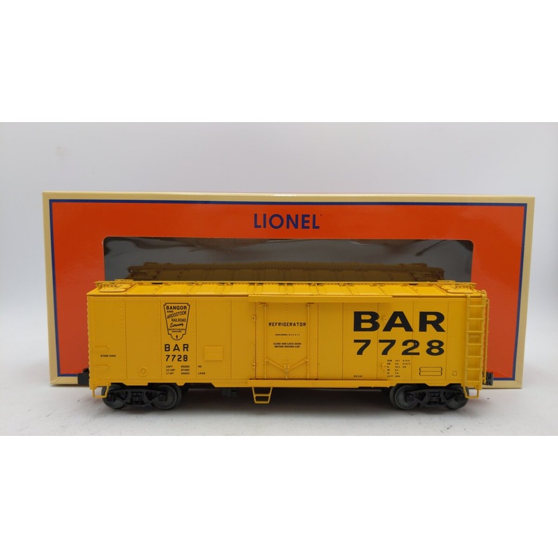 Lionel 2026071 O BAR 40′ Plug Door Reefer Car #7728 EX/Box