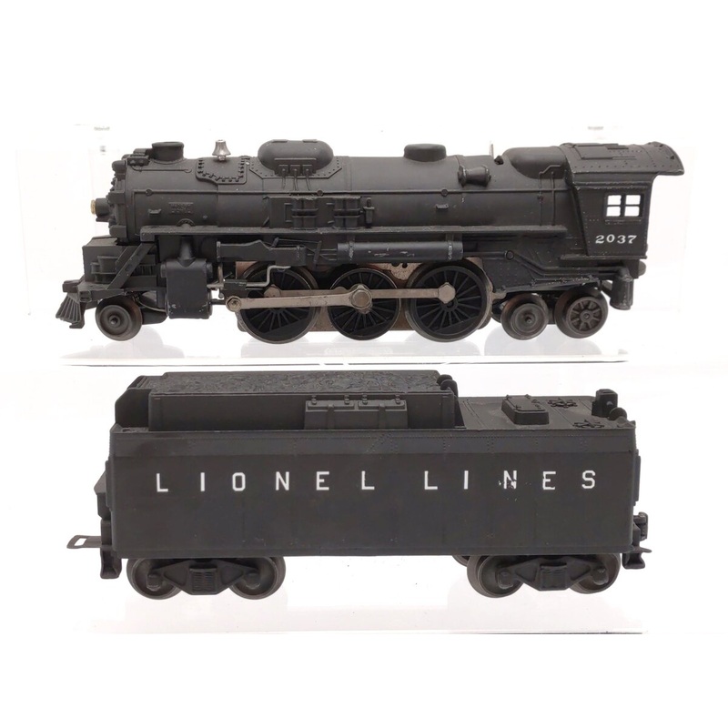 Lionel 2037 Vintage O 2-6-4 Die-Cast Steam Locomotive and 6026W Tender VG