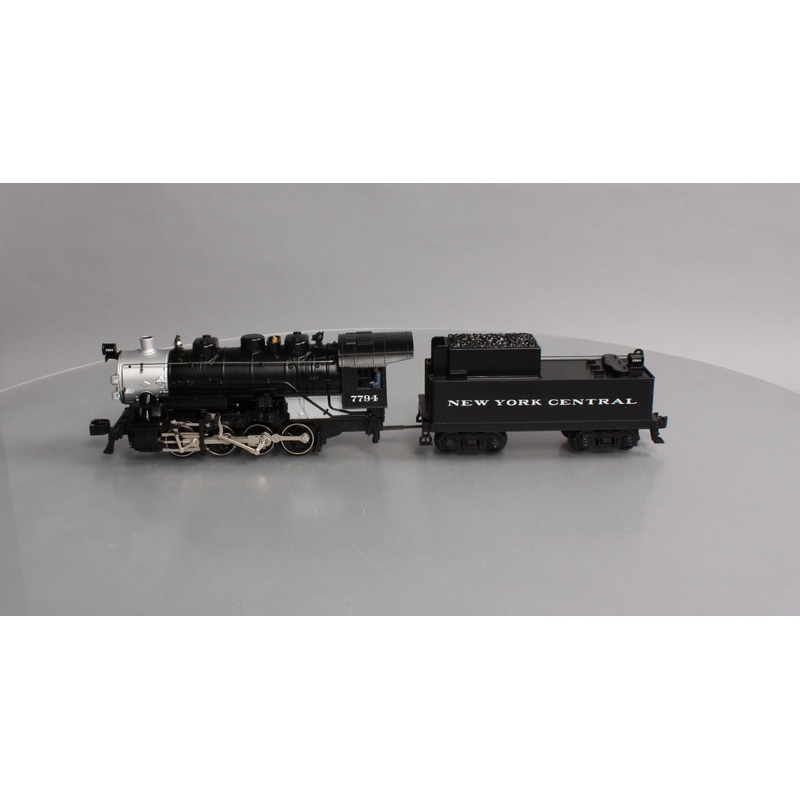 Lionel 6-30156 NYC Flyer 0-8-0 Steam Locomotive and Tender #7794 LN