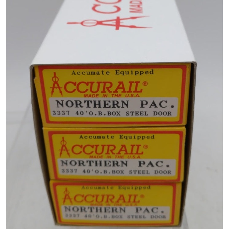 Accurail 3337 HO Northern Pacific 40′ OB Box Steel Door Kit (Set of 3)