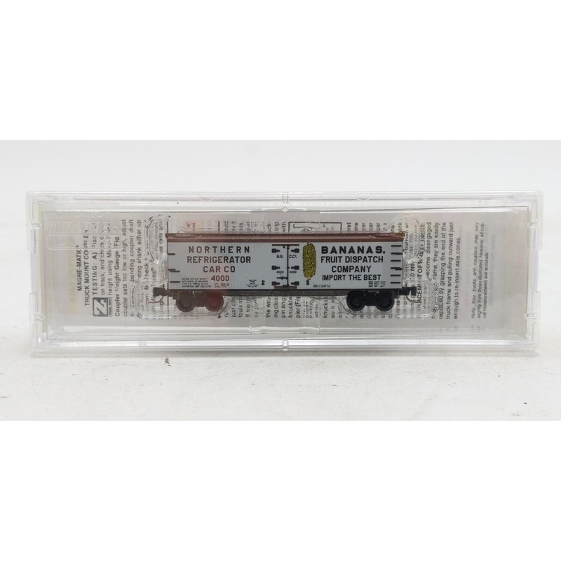 Micro-Trains 51800620 Z NRCC 40 Double-Sheathed Wood Reefers #4000 LN/Box