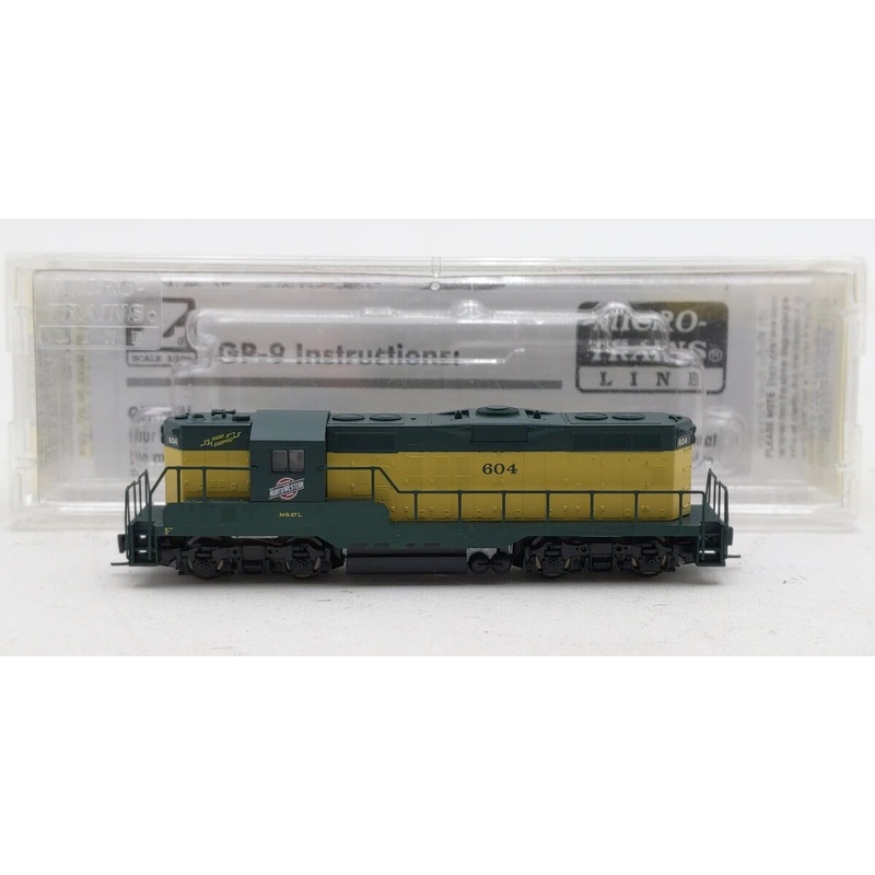 Micro-Trains 98201071 Z CNW EMD GP9 Powered Diesel Locomotive #604 LN/Box