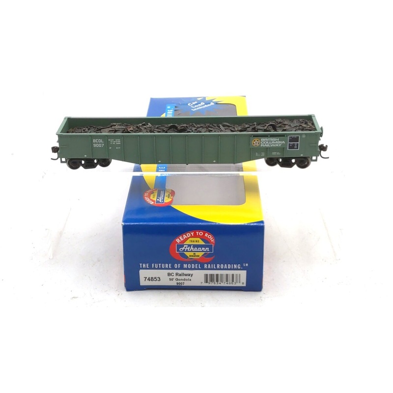 Athearn 74853 HO Scale British Columbia Railway 50′ Gondola w/Scrap Load #9007 NIB