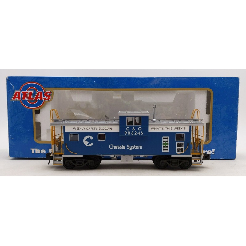 Atlas 6638 O Gauge Chessie Safety Extended Vision Caboose #903246 – 3 Rail LN/Box