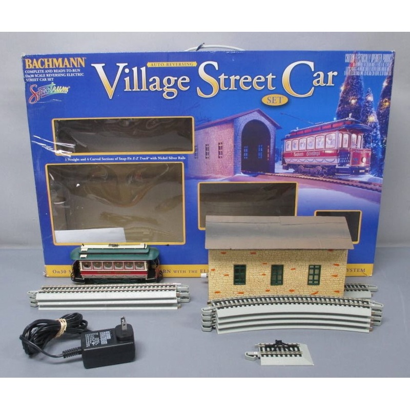 Bachmann 25017 On30 Christmas Village Steetcar Set EX/Box