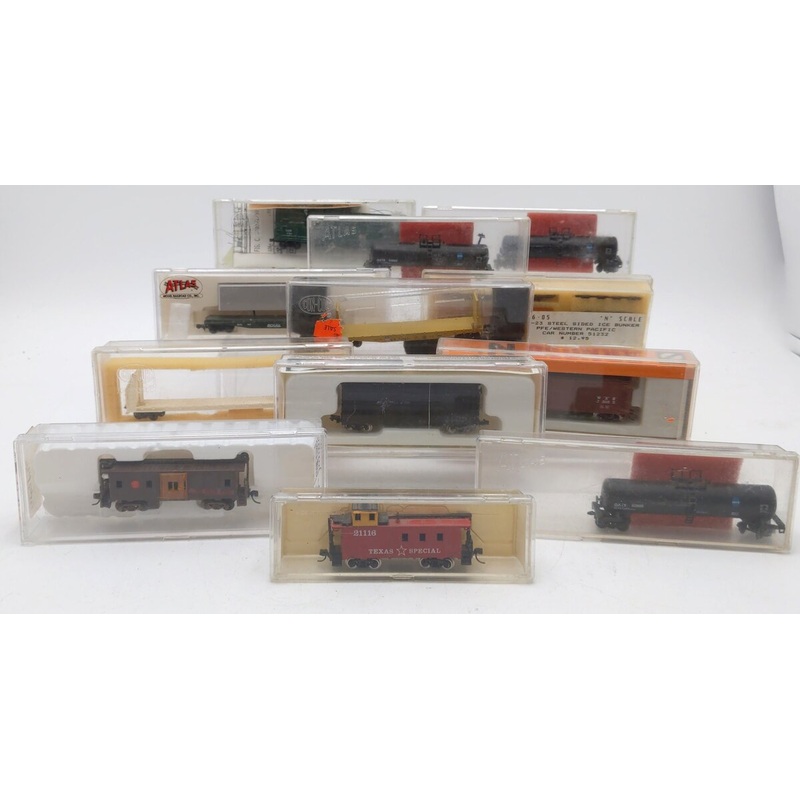 Atlas & Others N Scale Assorted Freight Cars [12] VG