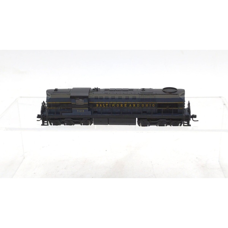 MRC 6968-1398 N Scale Baltimore & Ohio ALCO RSD-153 Diesel Locomotive #7123 EX